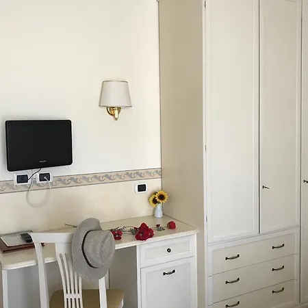 Szálloda Baia Bianca 3*