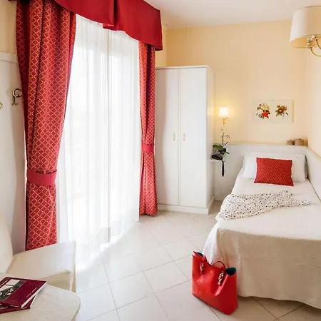 Szálloda Baia Bianca Diano Marina