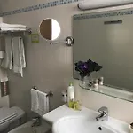 白湾酒店 酒店 3*