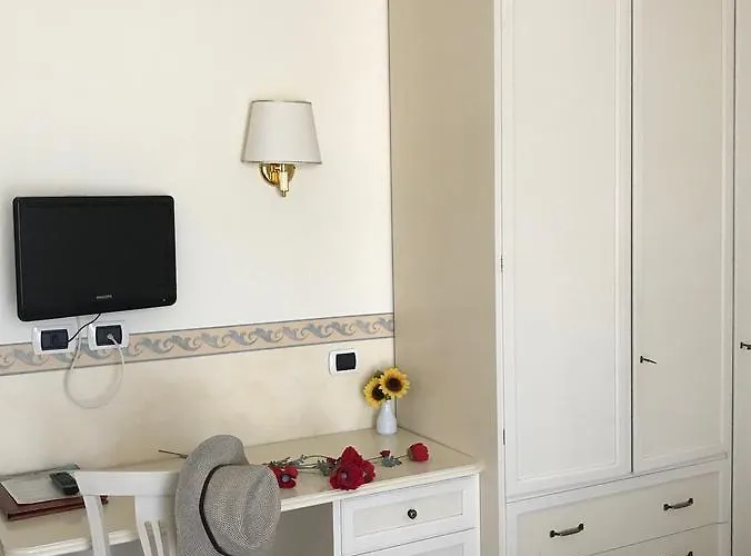 Готель Baia Bianca 3*